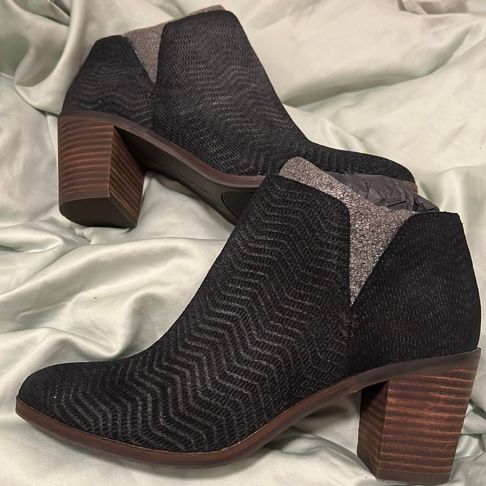 Women’s lucky brand booties